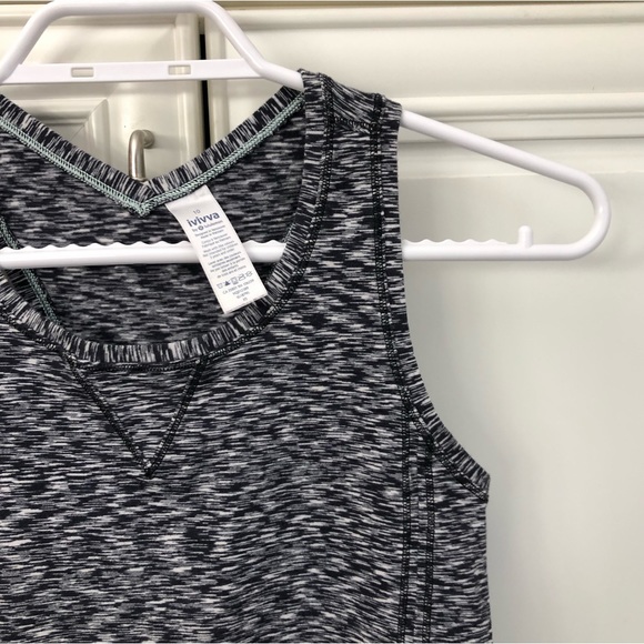 Super soft Ivivva by Lululemon girl’s tank top - Picture 9 of 11